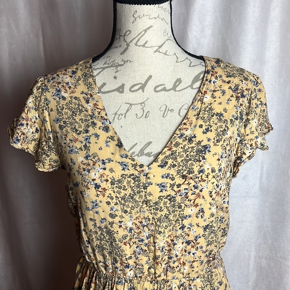 Maurices Small with lining Floral Flutter Sleeve Babydoll Mini Dress - Picture 4 of 8